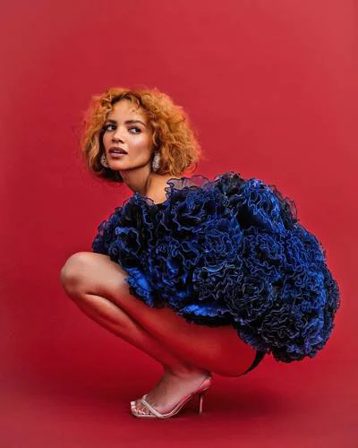 Leslie Grace lanza 'Amor, ¿quién eres?', su primer álbum en una década