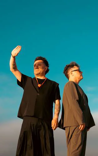 Hermanos Ilabaca presentan sencillo 'Señorita' y califican a Latinoamérica como reserva creativa