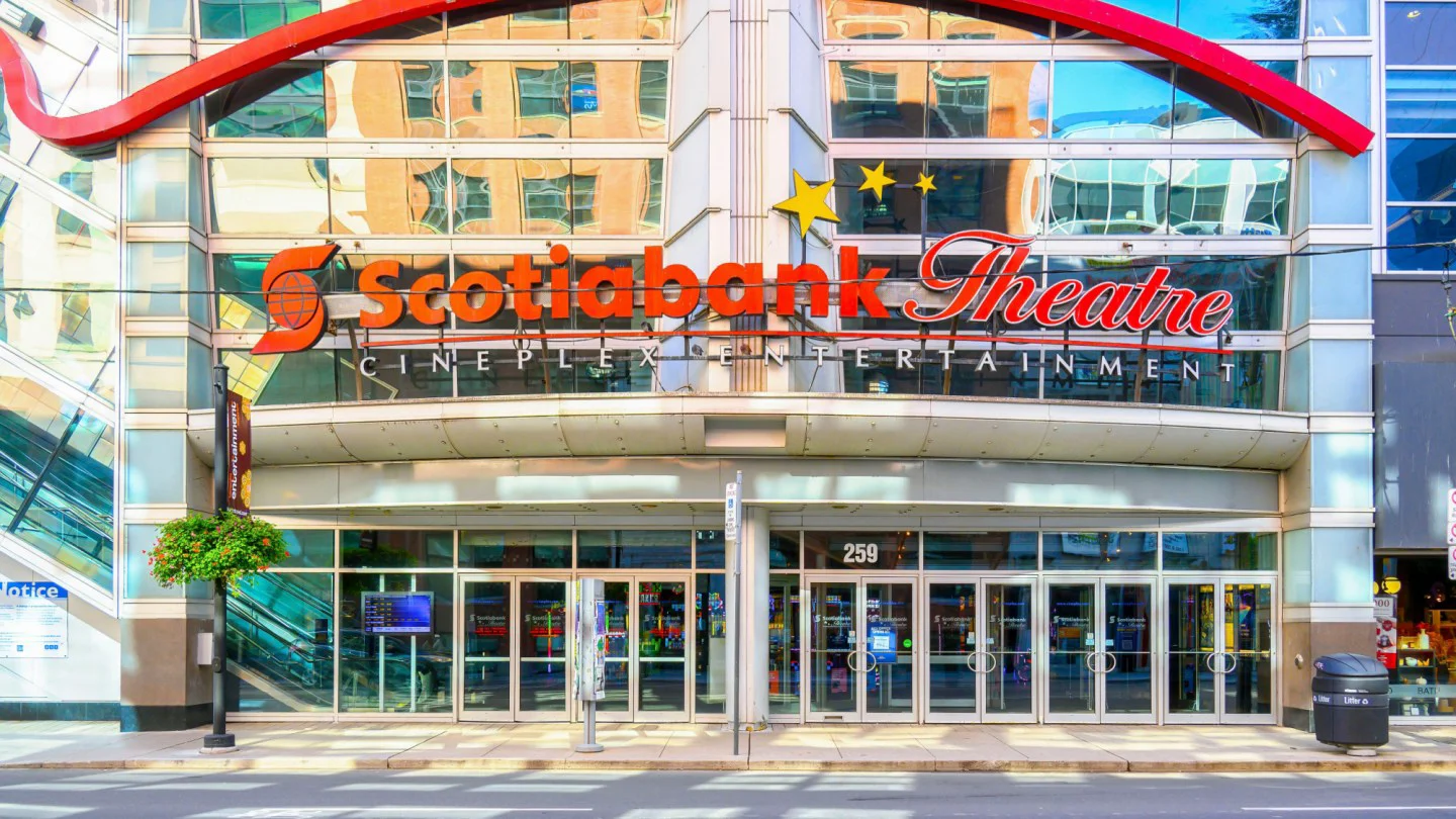 Cineplex reduce pérdidas del primer trimestre impulsado por mayor asistencia a cines
