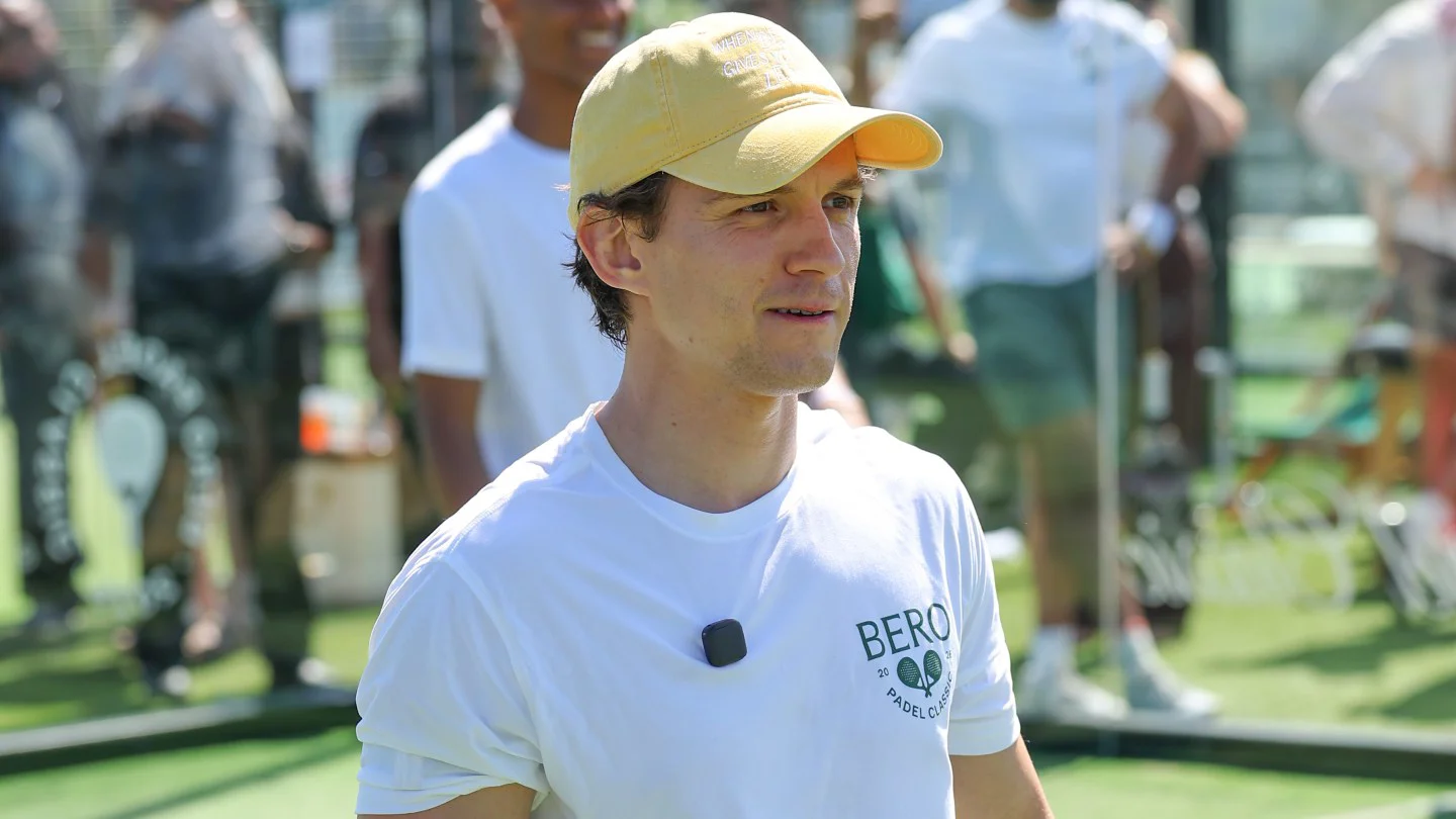 Tom Holland vincula su marca BERO con su sobriedad y anuncia doble estreno para 2026