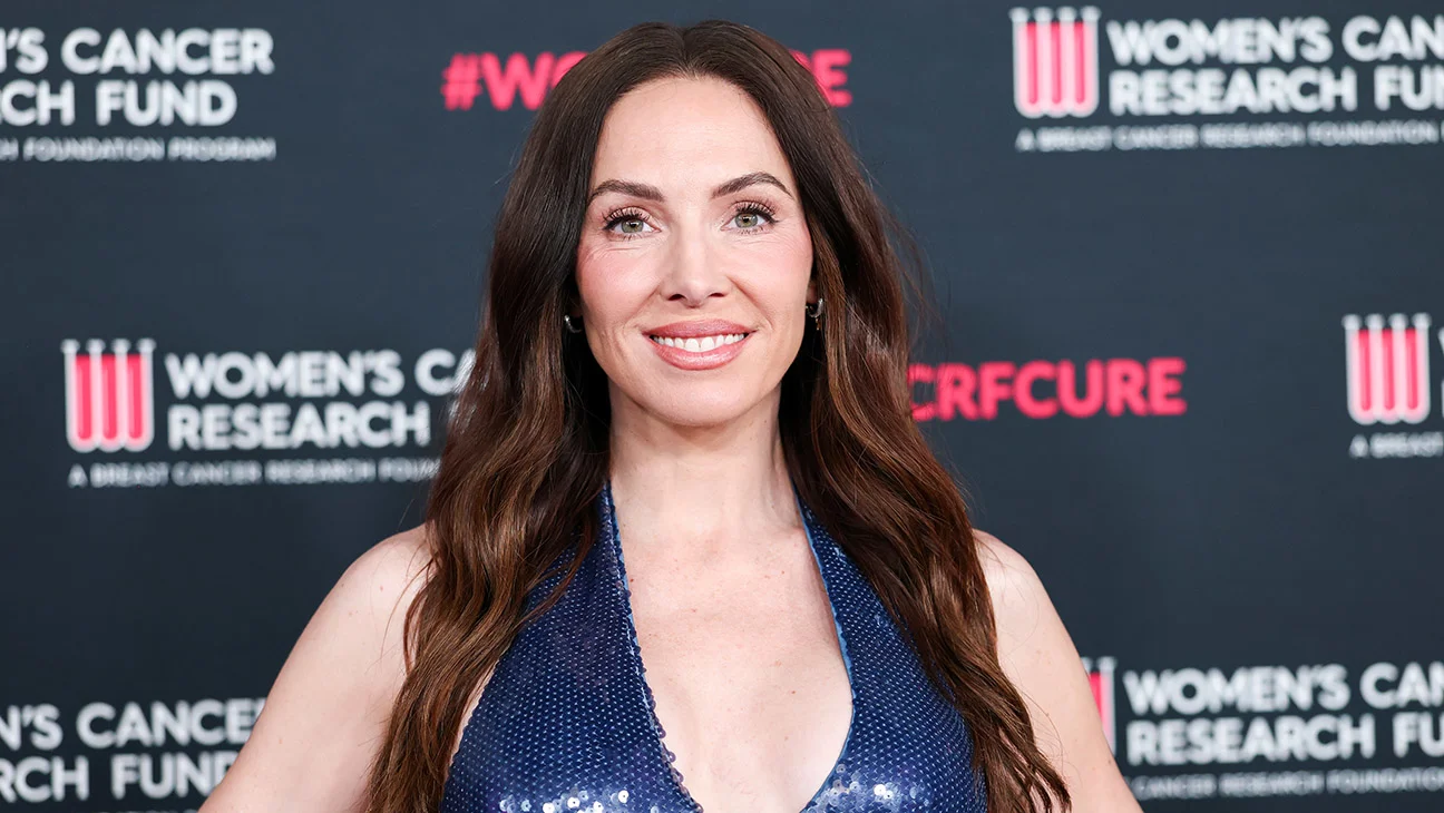 Fox encarga la serie de citas 'Marriage Market' conducida por Whitney Cummings