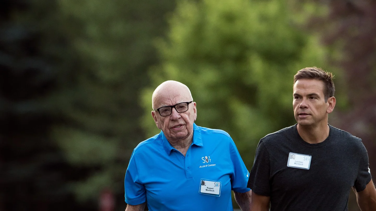 Lachlan Murdoch niega tensiones entre Fox y la NFL pese a especulaciones