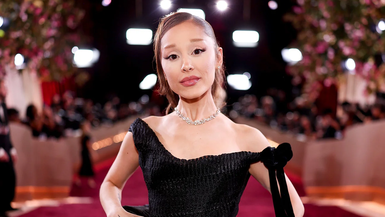 Ariana Grande anuncia su octavo álbum de estudio titulado 'Petal'
