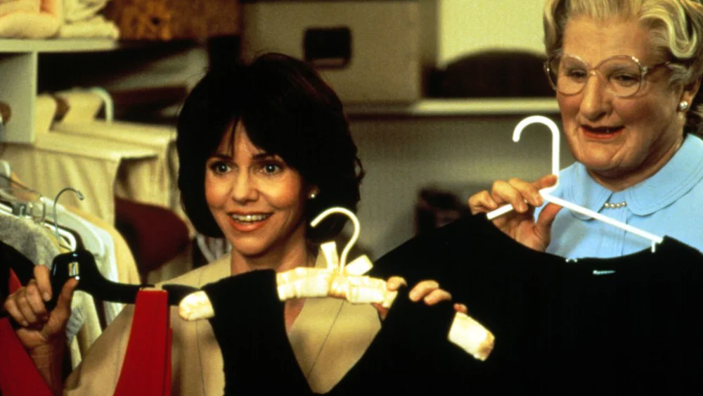 Sally Field dijo que no le parecía gracioso Robin Williams durante el rodaje de 'Mrs. Doubtfire'