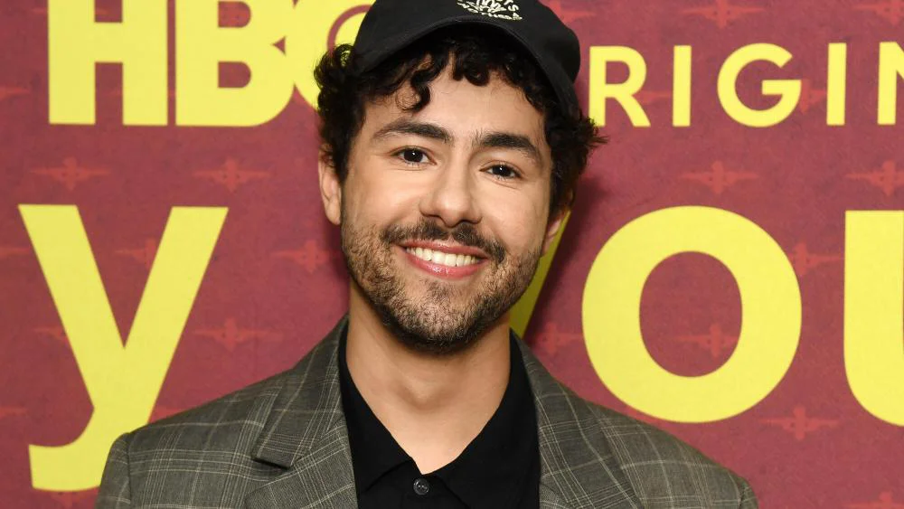 Ramy Youssef critica a Fox News por cobertura islamófoba tras segmento en 'Sesame Street'