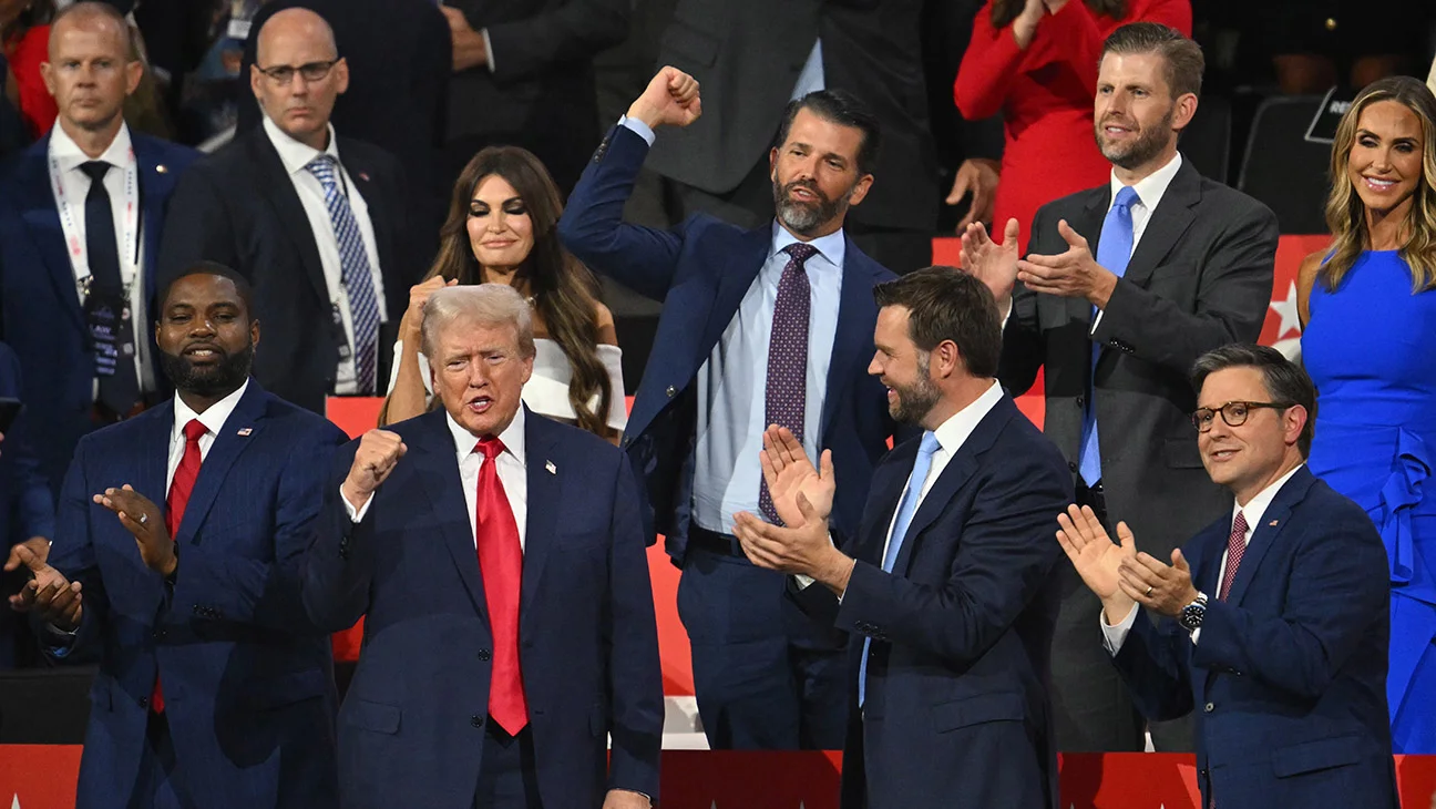 Amazon MGM Studios discute posible reboot de 'The Apprentice'