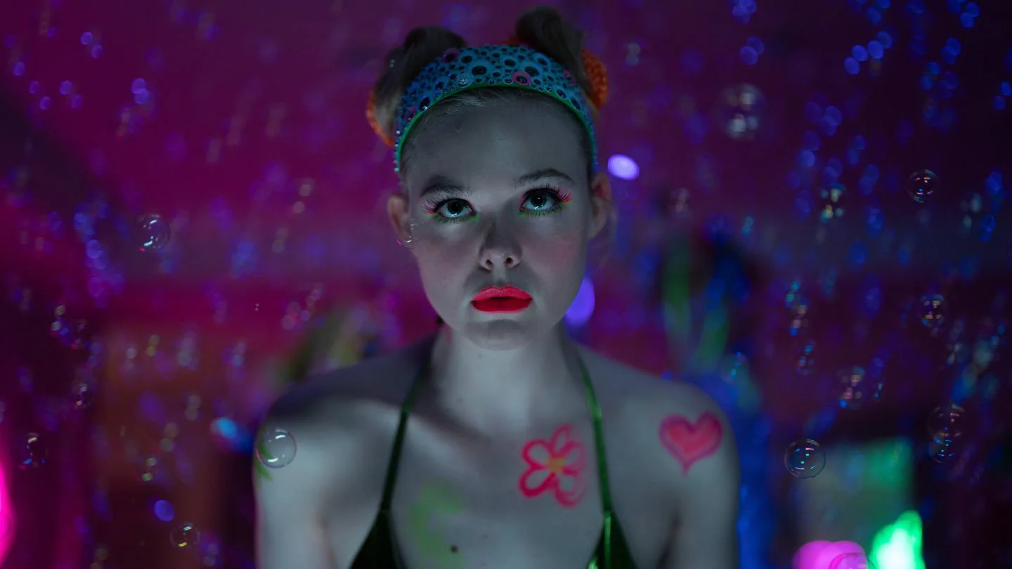 Elle Fanning celebra renovación de 'Margo's Got Money Troubles' y revela detalles de la primera temporada