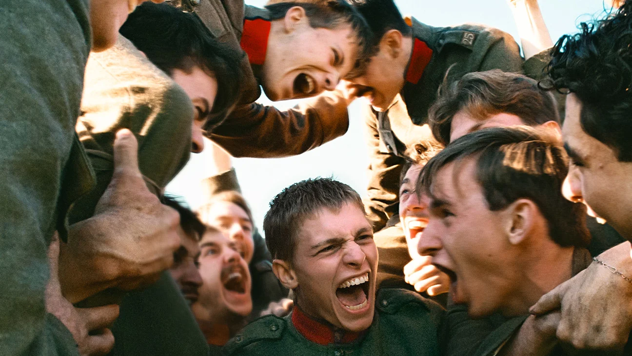 Mubi adquiere derechos para Norteamérica de la película 'Coward' de Lukas Dhont en Cannes