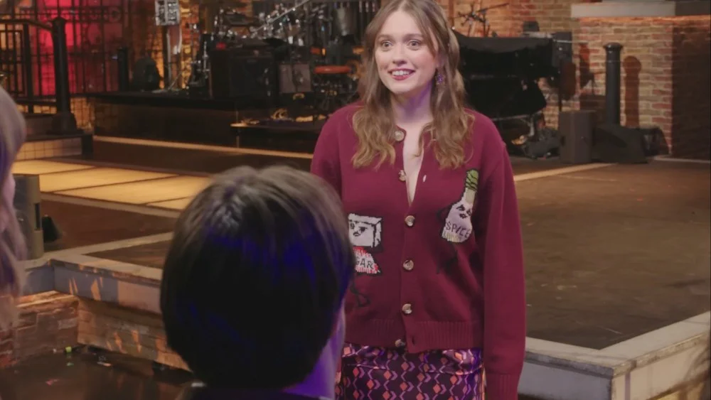 Aimee Lou Wood niega ser 'relatable' en monólogo de SNL UK