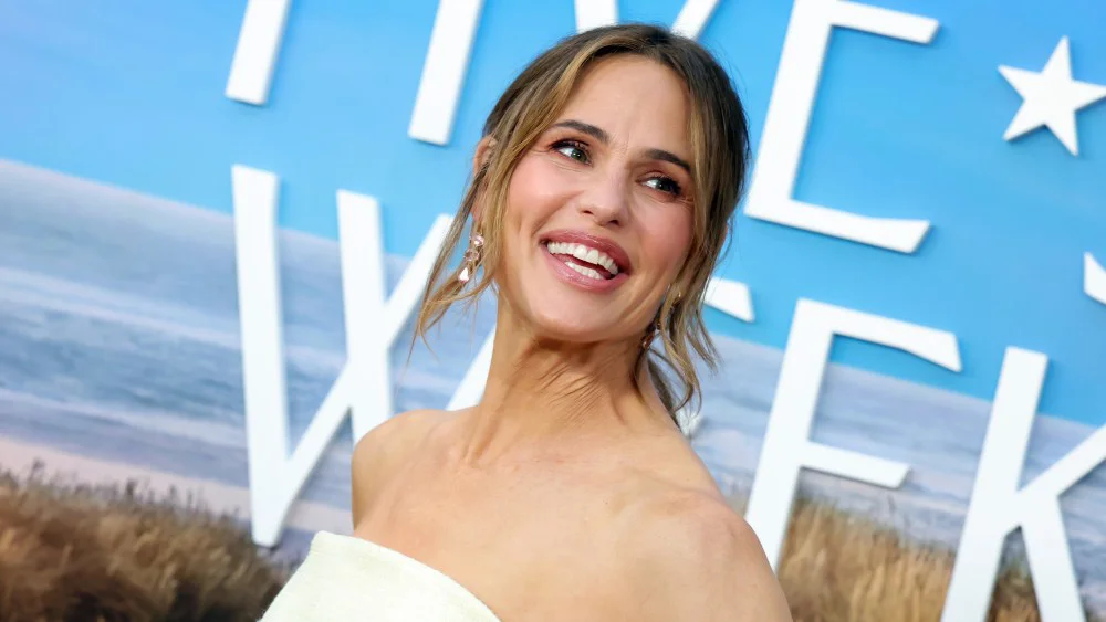 Jennifer Garner denuncia que paparazzi arrollaron a niños para fotografiarla