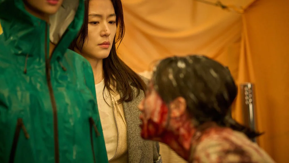 Estrena en EE.UU. 'Colony', el nuevo thriller zombie de Yeon Sang-ho con Gianna Jun