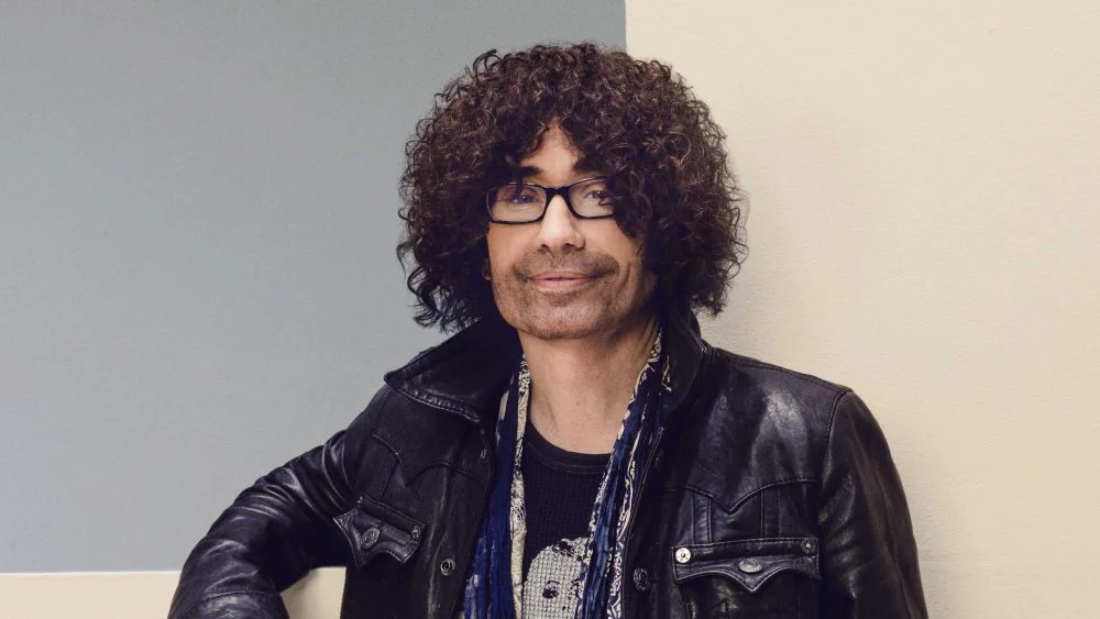 Mike Darnell firma acuerdo exclusivo con Netflix para supervisar contenido de no ficción