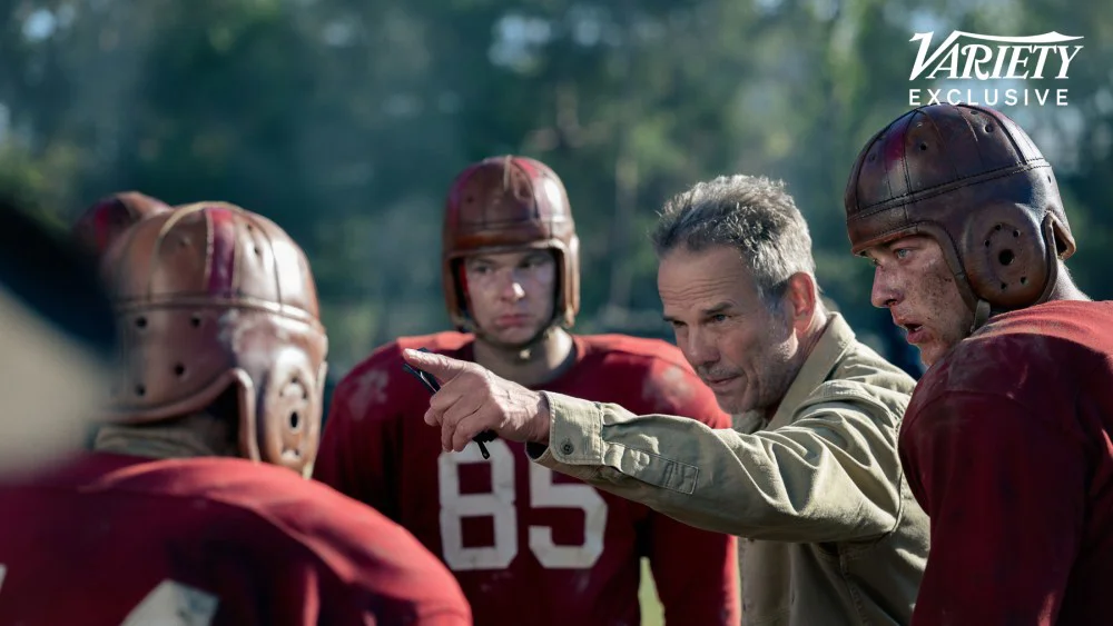 'The Mosquito Bowl' de Peter Berg fija fechas de estreno en cines y Netflix