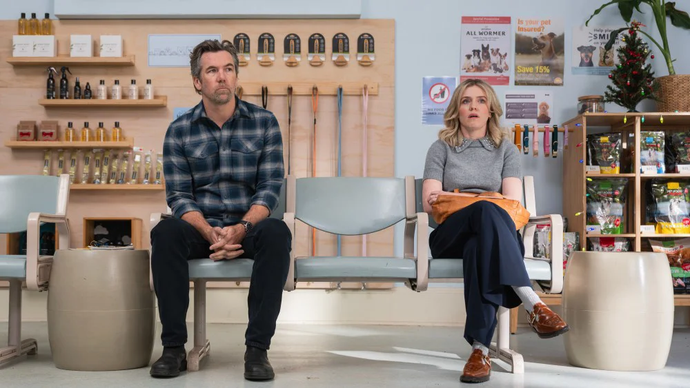 'Colin From Accounts' confirma fecha de estreno para su tercera y última temporada