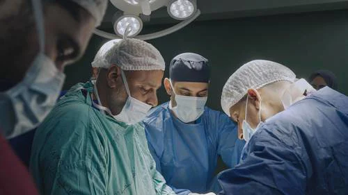 Documental 'American Doctor' exhibe labor de médicos en Gaza tras ataque de Hamas y respuesta israelí