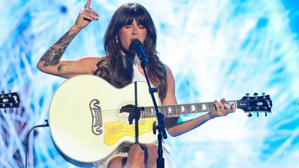 'Choosin' Texas' de Ella Langley rompe récord en Billboard Hot 100