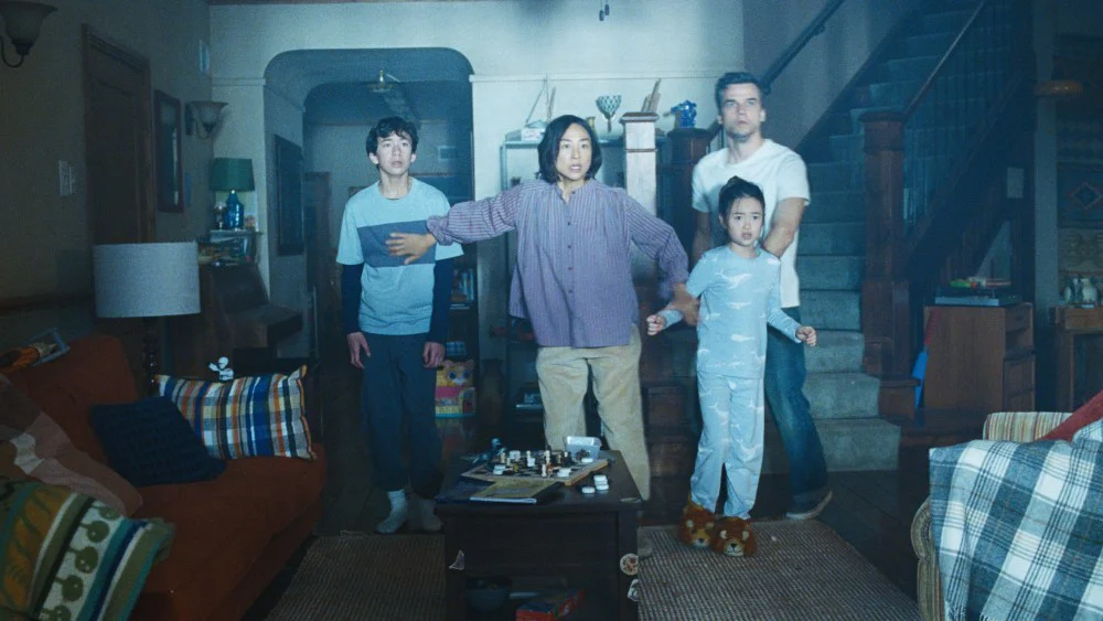 'The Last House': reseñas mixtas para el thriller apocalíptico de Netflix protagonizado por Greta Lee y Wagner Moura