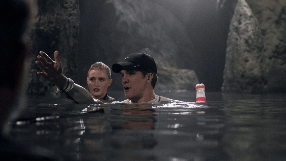 Jeff Wadlow dirige 'The Devil's Mouth', un thriller de tiburones en una sola locación