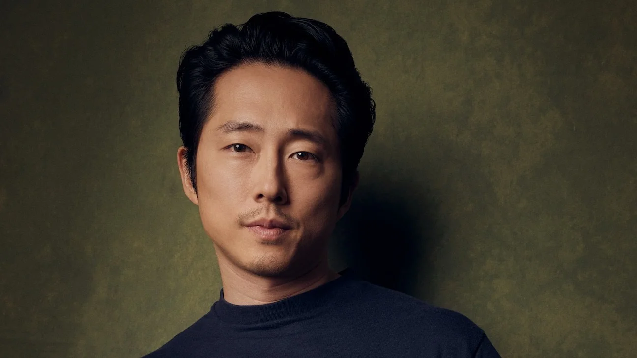 Steven Yeun protagonizará y producirá la serie 'Pagans' para Netflix