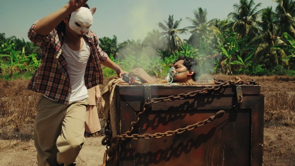 Comedia caníbal malasia 'Ali & Ben's Spicy Meats' firma con Abnormal Studios para ventas internacionales