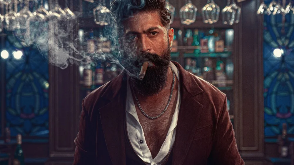 Yash revela tráiler de 'Toxic: A Fairytale for Grown-Ups' con doble papel de padre e hijo