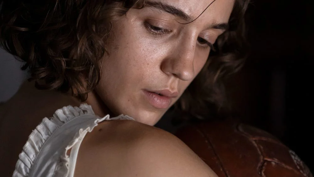Zoe Bonafonte protagoniza 'Veleta', drama sobre la primera futbolista española rodado en Andalucía