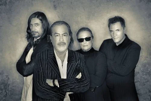 Madreperla presentará su álbum debut en el Teatro Metropólitan
