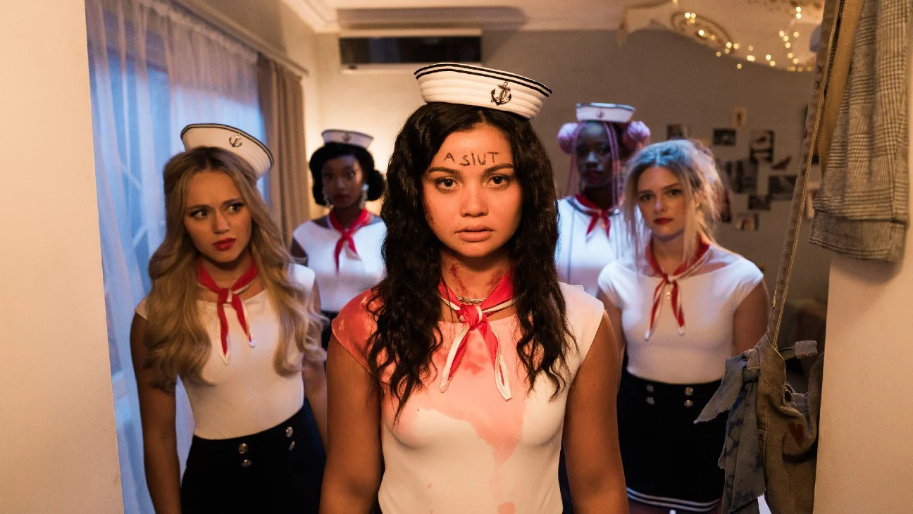 Tubi anuncia fecha de estreno para la película de terror y comedia 'Buzzkill'