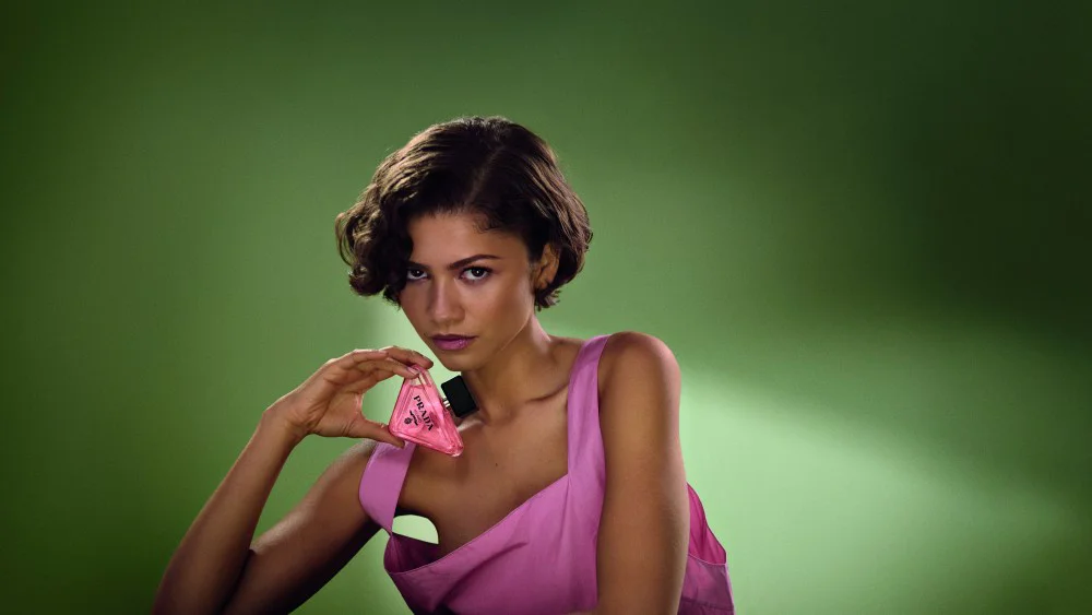 Zendaya, Dakota Johnson y Jacob Elordi encabezan nuevas campañas de fragancias de lujo