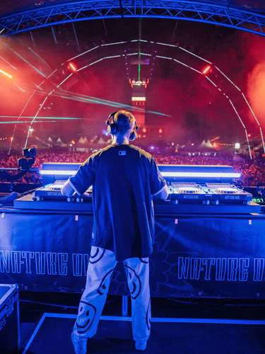 Festival de Bayreuth celebra 150 aniversario con presentación del DJ Alle Farben