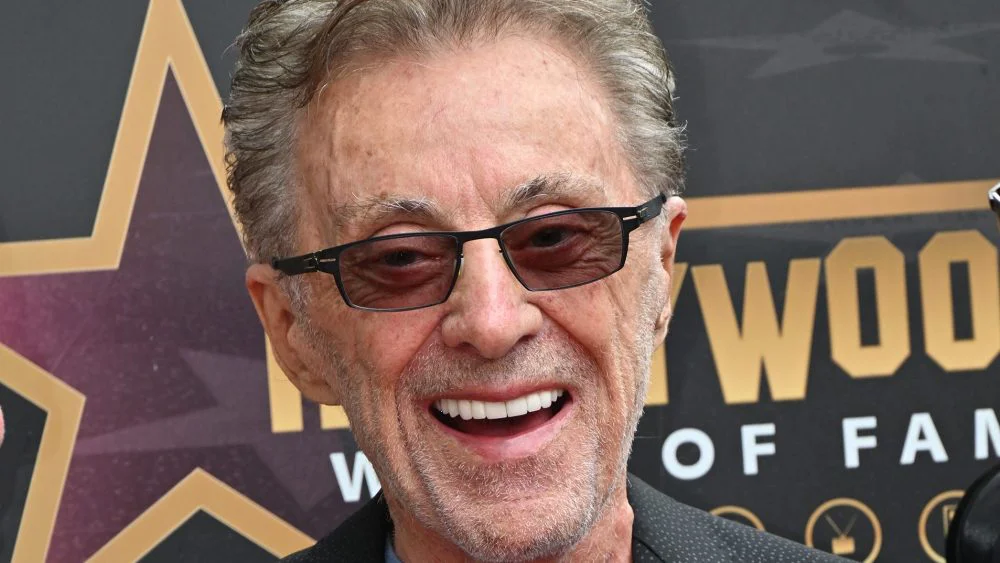 Frankie Valli desmiente su retiro tras declaraciones de su hermano
