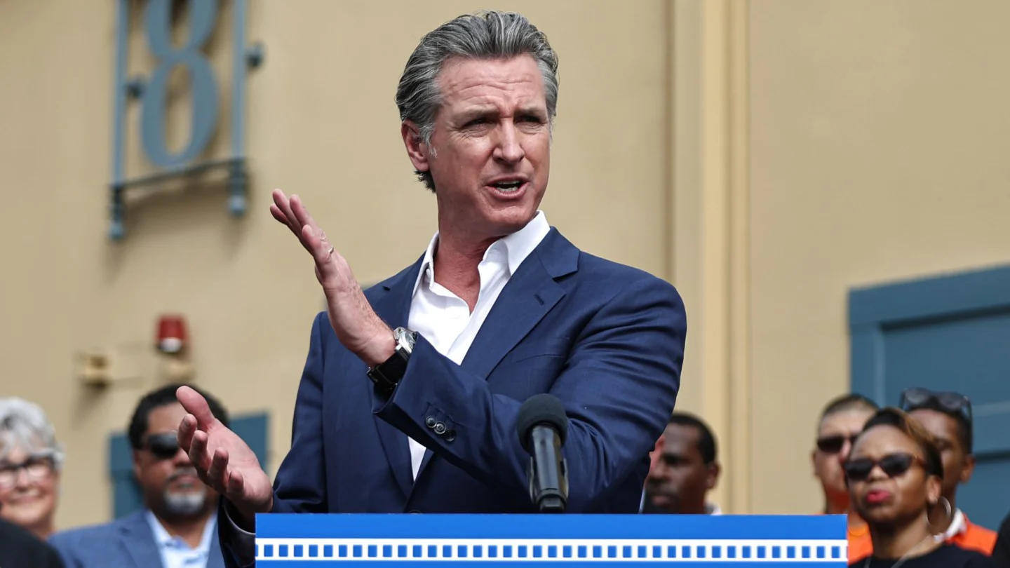 Sindicatos y legisladores buscan enmendar ley fiscal que amenaza producción cinematográfica en California