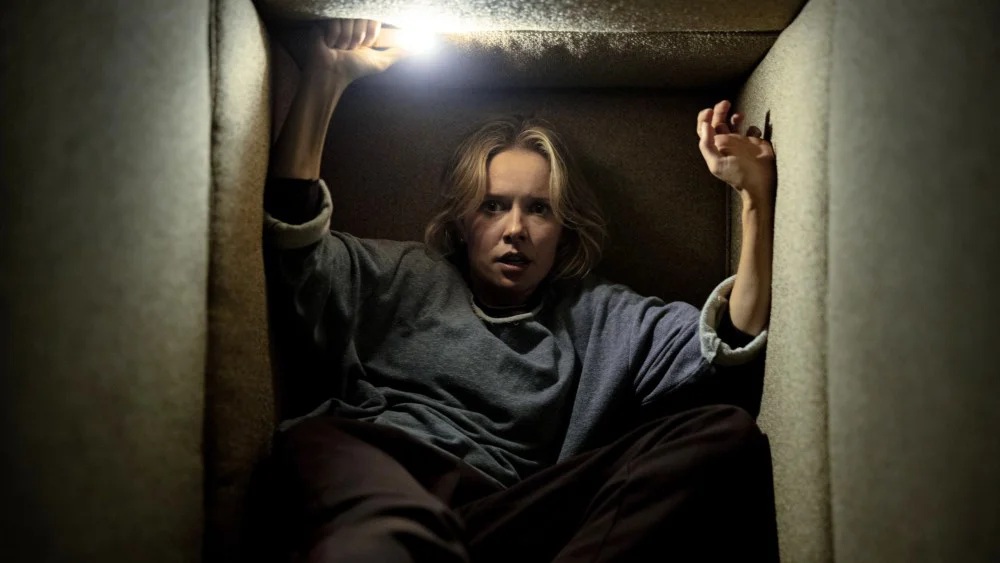 Reportes contradictorios marcan la taquilla: 'Insidious' lidera el viernes mientras 'Spider-Man' supera a secuelas