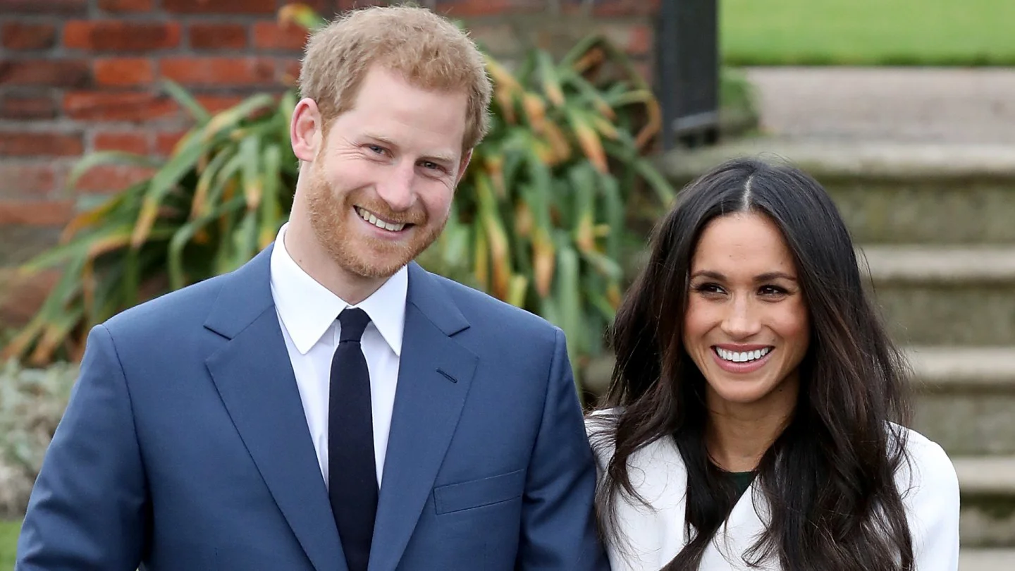 Harry y Meghan se establecen temporalmente en los Cotswolds tras regresar al Reino Unido con sus hijos