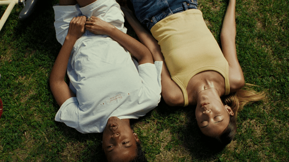 MoreThan Films adquiere derechos internacionales de 'Sunburn' antes de su estreno en TIFF