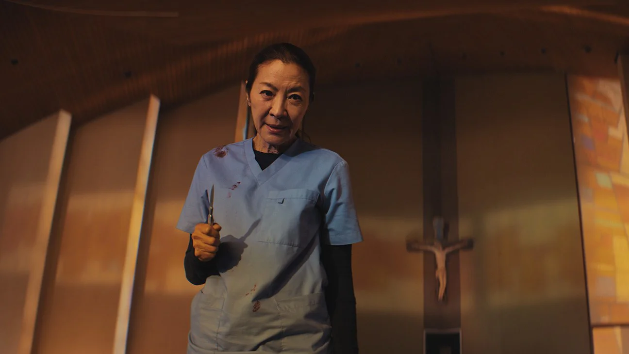 Michelle Yeoh se entrena con cirujanos reales para protagonizar 'The Surgeon', dirigida por el médico Roshan Sethi