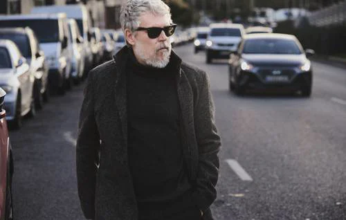 Iván Ferreiro celebra 35 años de carrera con gira y nuevo disco en México