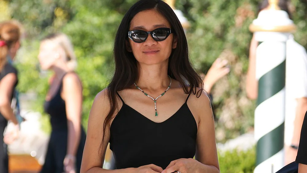 Chloé Zhao defiende el cine de cómics y compara 'Eternals' con 'Nomadland' en Venecia