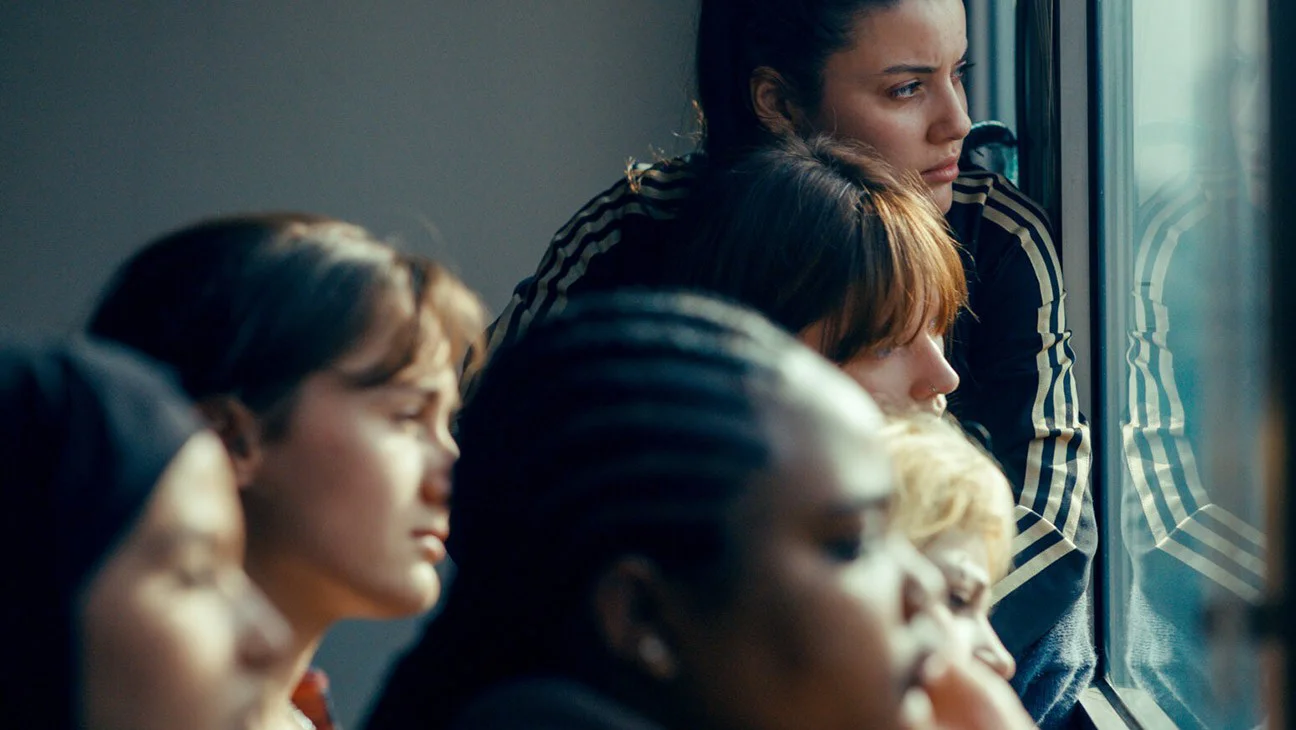Reseñan en Venecia 'A Place to Heal', el nuevo filme de Cédric Kahn sobre adolescentes en psiquiatría