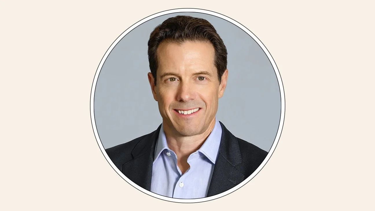 Disney nombra a Adam Smith presidente de streaming y reestructura área de TV con Joe Earley
