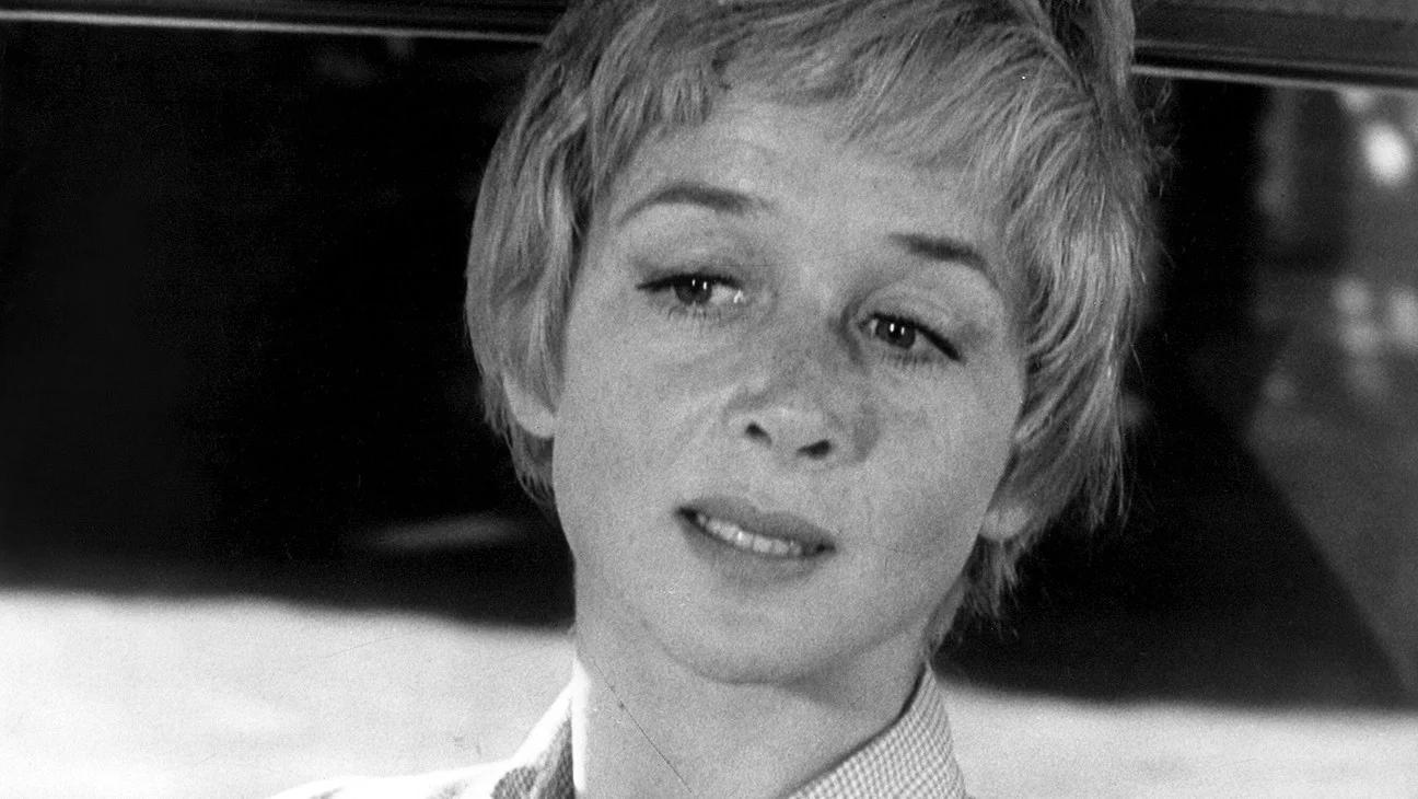 Muere Barbara Barrie, actriz de 'Breaking Away' y 'Barney Miller', a los 95 años