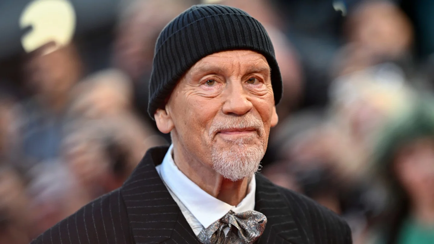 John Malkovich: la campaña por los Oscar es "la única forma de llevar gente a las salas"