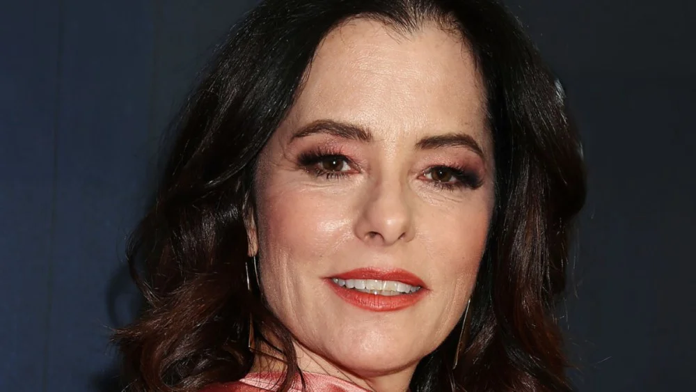 Parker Posey protagonizará 'Sleepover' de Blumhouse Atomic Monster y Universal